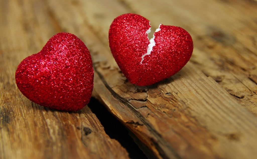 Astrologai įvardijo 4 zodiako ženklus, kurie dažniausiai daužo širdį, ir paaiškino, kodėl jiems nesiseka