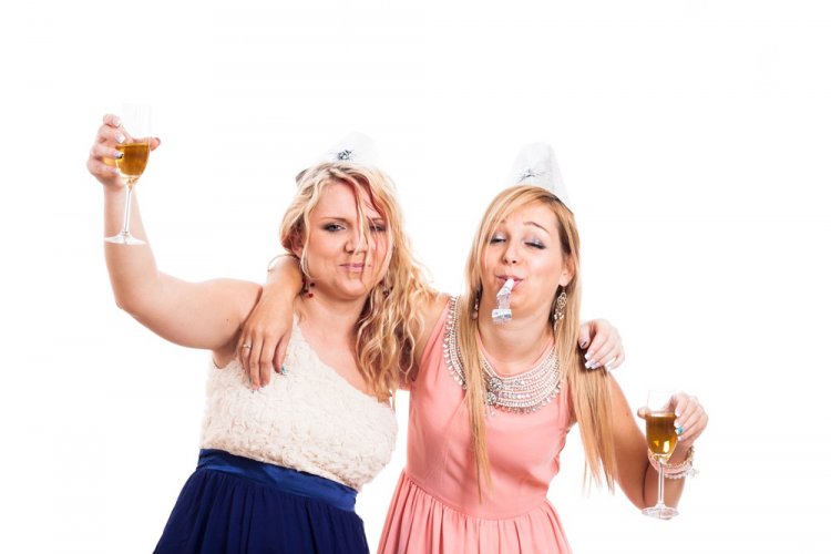 Kam gresia užsikrėsti alkoholiu: astrologai įvardijo 5 zodiako ženklus su padidėjusiu potraukiu alkoholiui