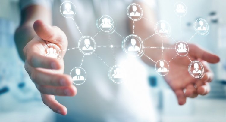 Vardinami Zodiako ženklai, tarp kurių yra karminis ryšys