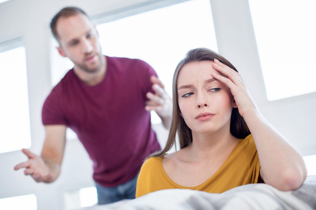 Žiaurumas jų kraujyje! Du vyriški zodiako ženklai, kurie persekioja savo žmonas